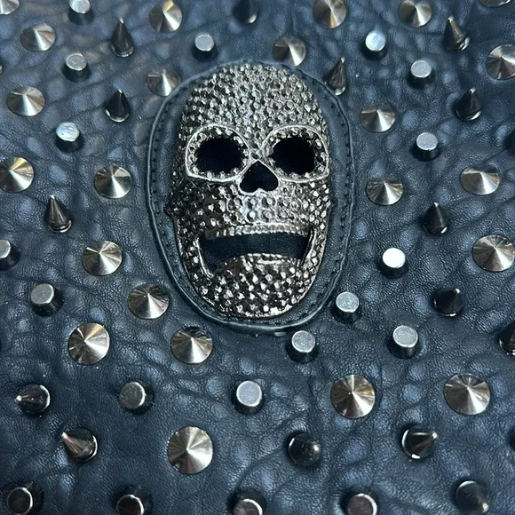 NWT Studded Skull Black Bag - Picture 11 of 11